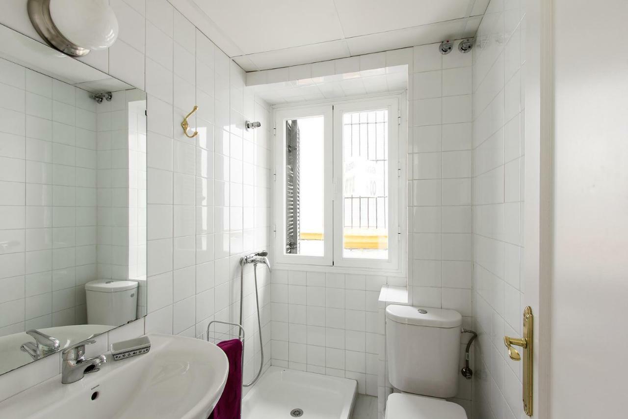 Veoapartment Pedro Miguel Seville Luaran gambar