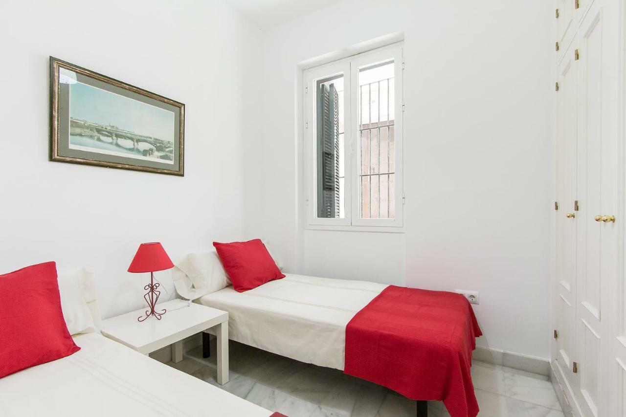 Veoapartment Pedro Miguel Seville Luaran gambar